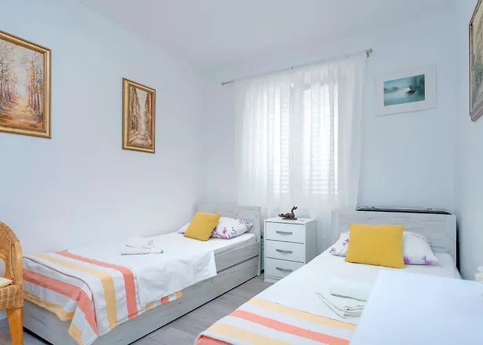 Kumquat - Zf Hvar Apartamento *