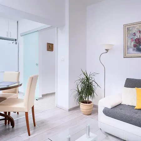 Kumquat - Zf Hvar 흐바르