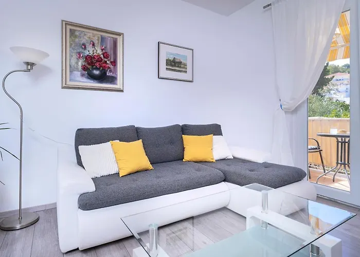 Kumquat - Zf Hvar Hvar Town