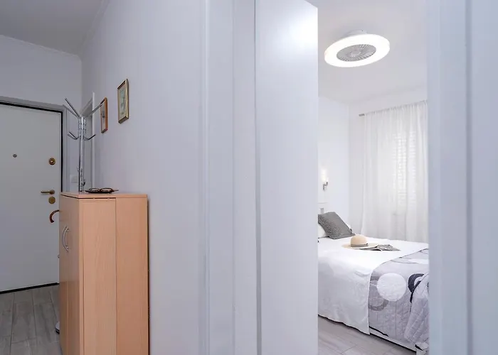 Kumquat - Zf Hvar Apartment *